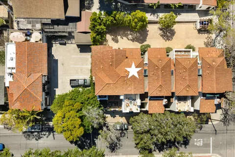$2,295,000 | 929 Laguna Street, Santa Barbara, CA 93101