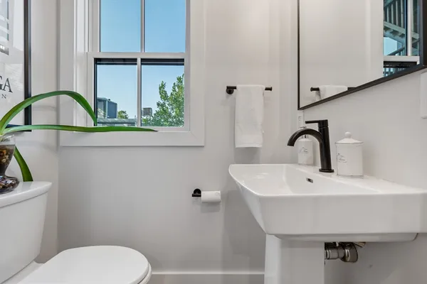 $7,995 | 78 Tremont Street, Unit 78, Boston, MA 02129