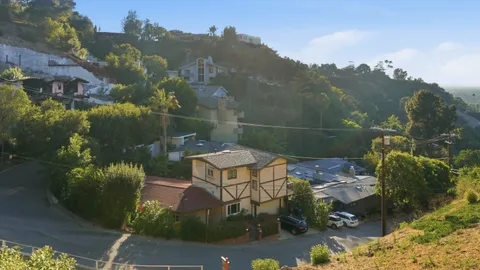 $1,598,000 | Sunswept Drive, Studio City, CA 91604