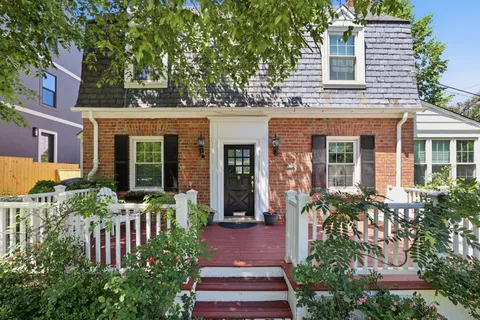 $1,190,000 | 6010 34th Place Northwest, Washington, DC 20015