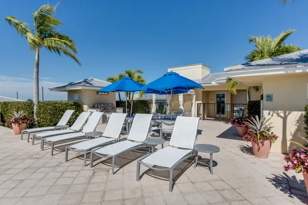 $2,950 | 235 Northeast 1st Street, Unit 408, Delray Beach, FL 33444