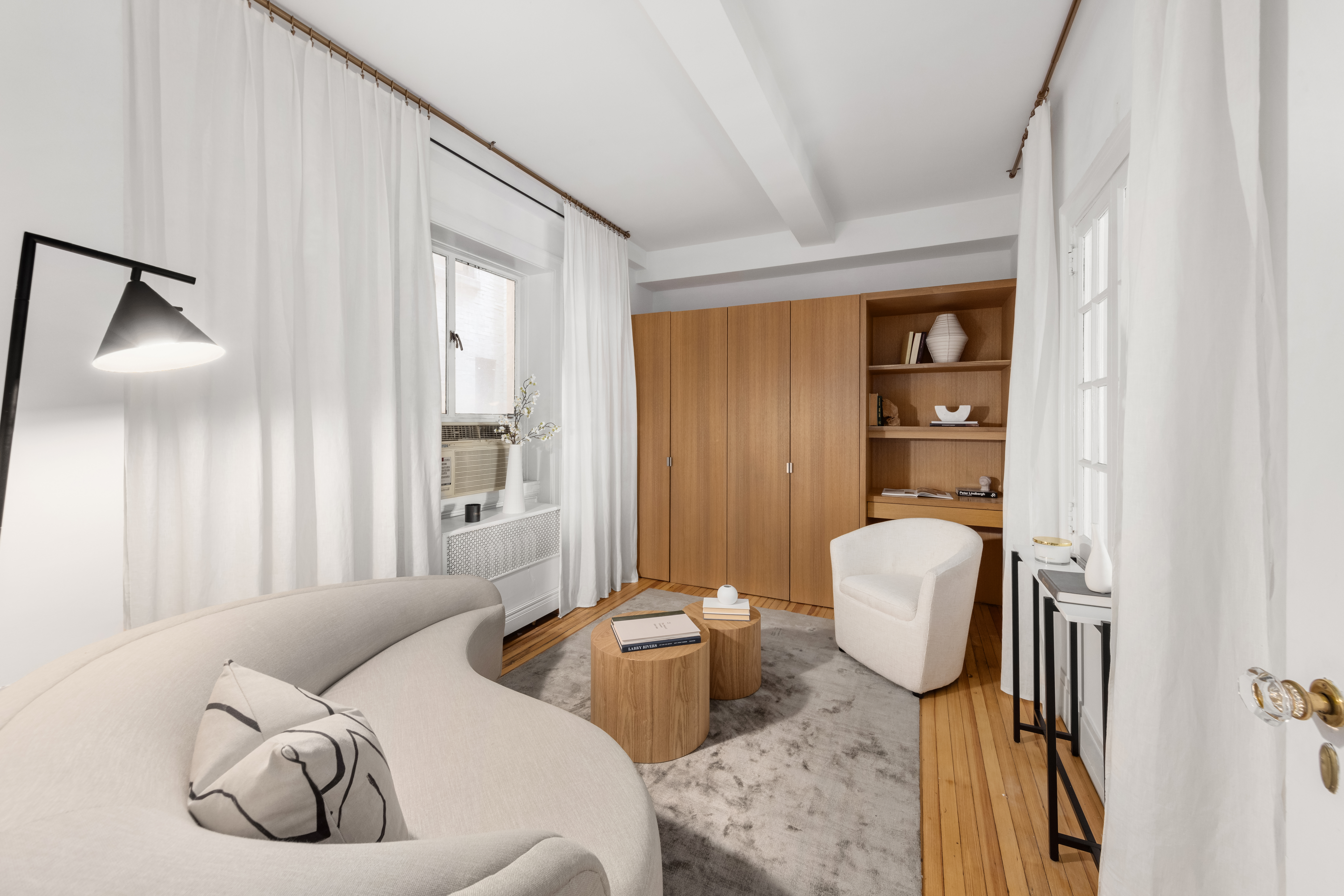 1 West 67th Street, Unit 506 Manhattan, NY 10023 - Photo 8 of 12