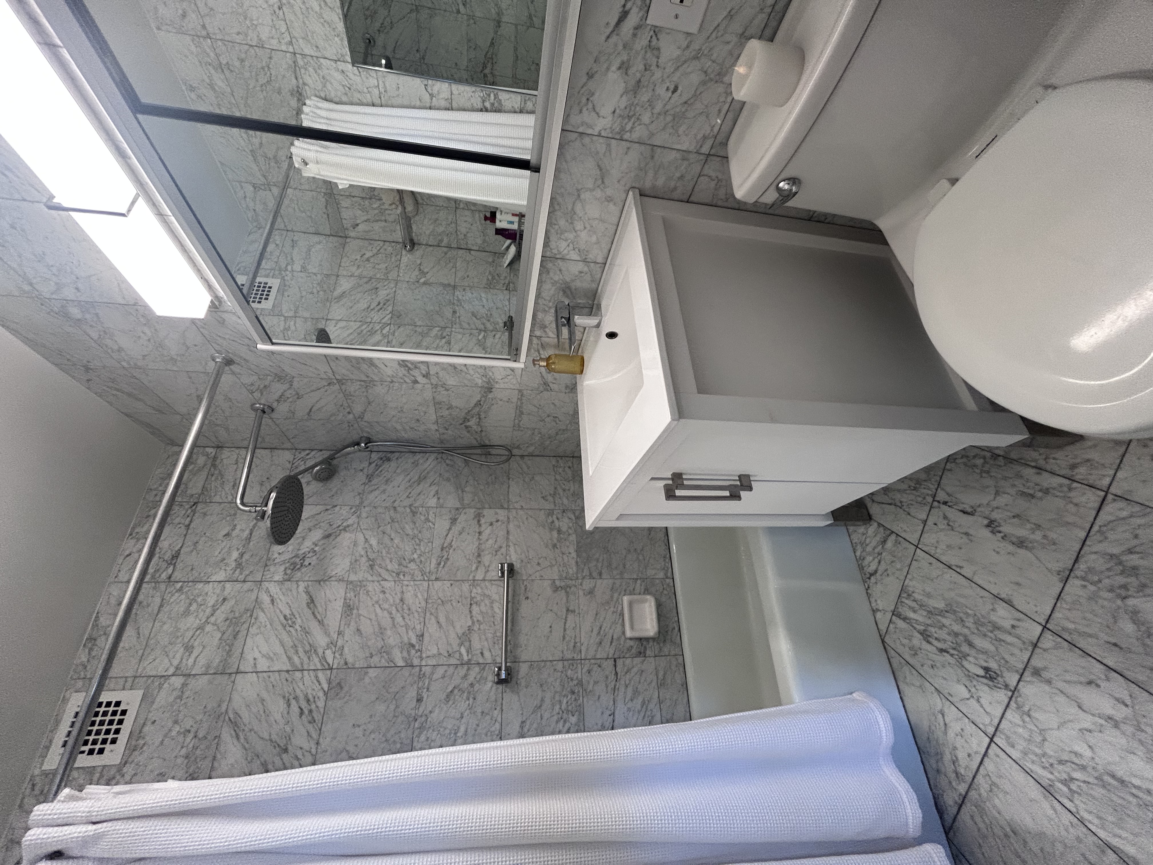 400 East 54th Street, Unit 30D Manhattan, NY 10022 - Photo 7 of 14