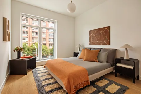 $4,050,000 | 555 West 22nd Street, Unit 4CE | Chelsea