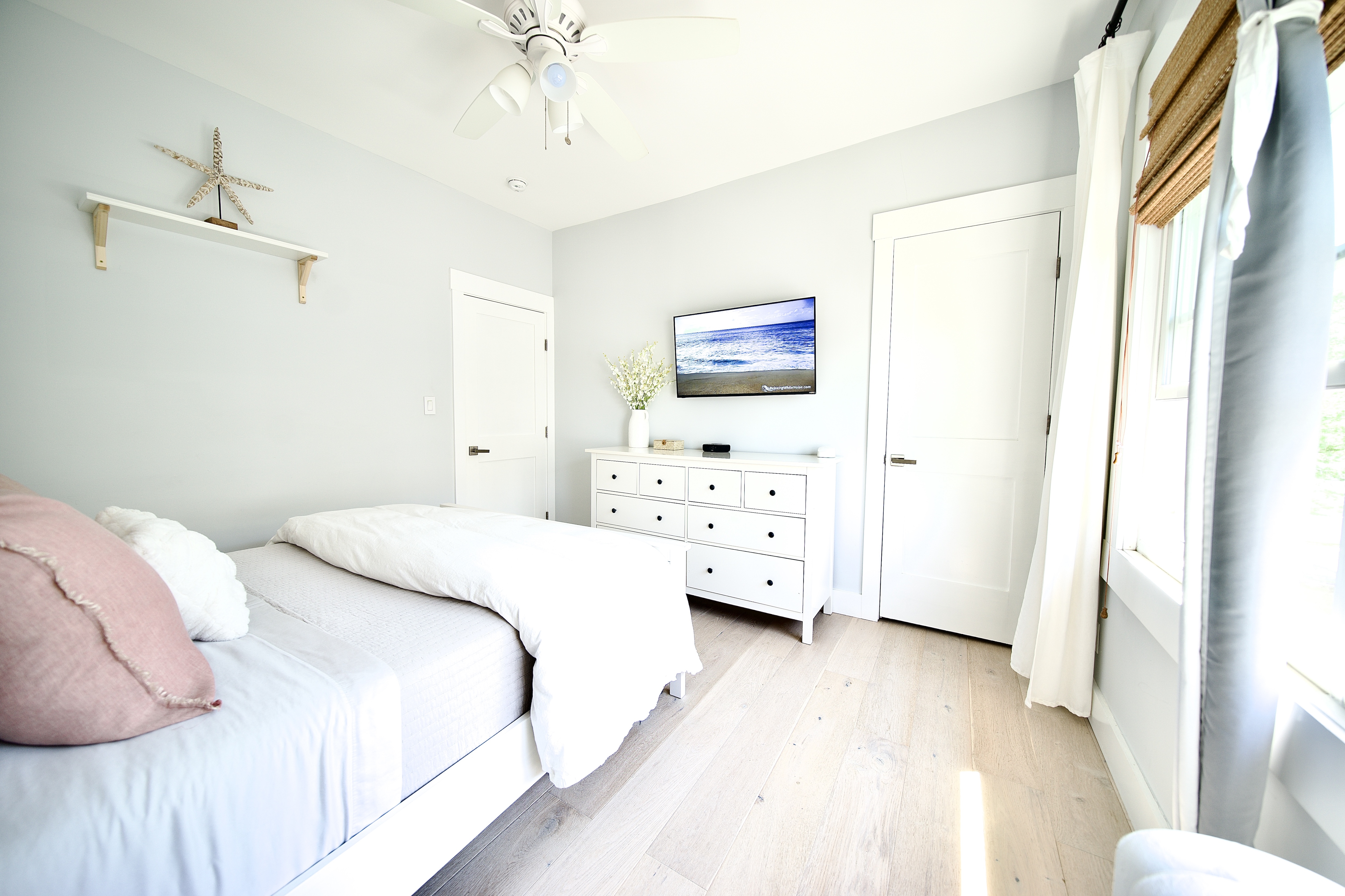 2-59 Beach 125th Street, Unit 2R Queens, NY 11694 - Photo 4 of 14