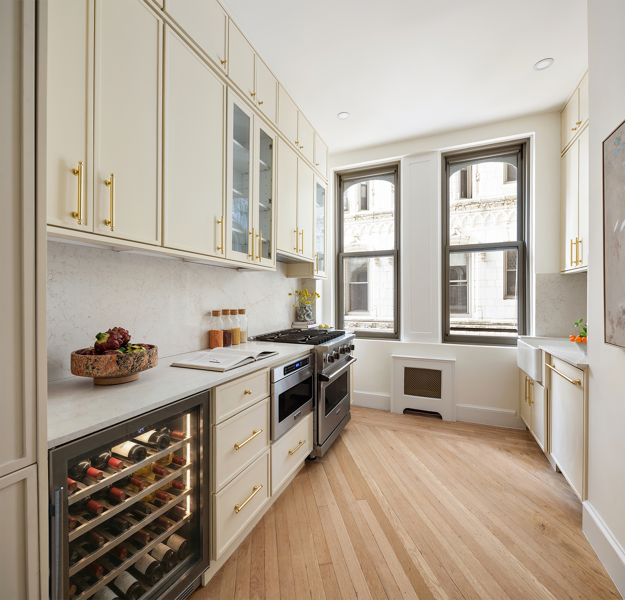 36 Gramercy Park East, Unit 3W Manhattan, NY 10003 - Photo 4 of 14