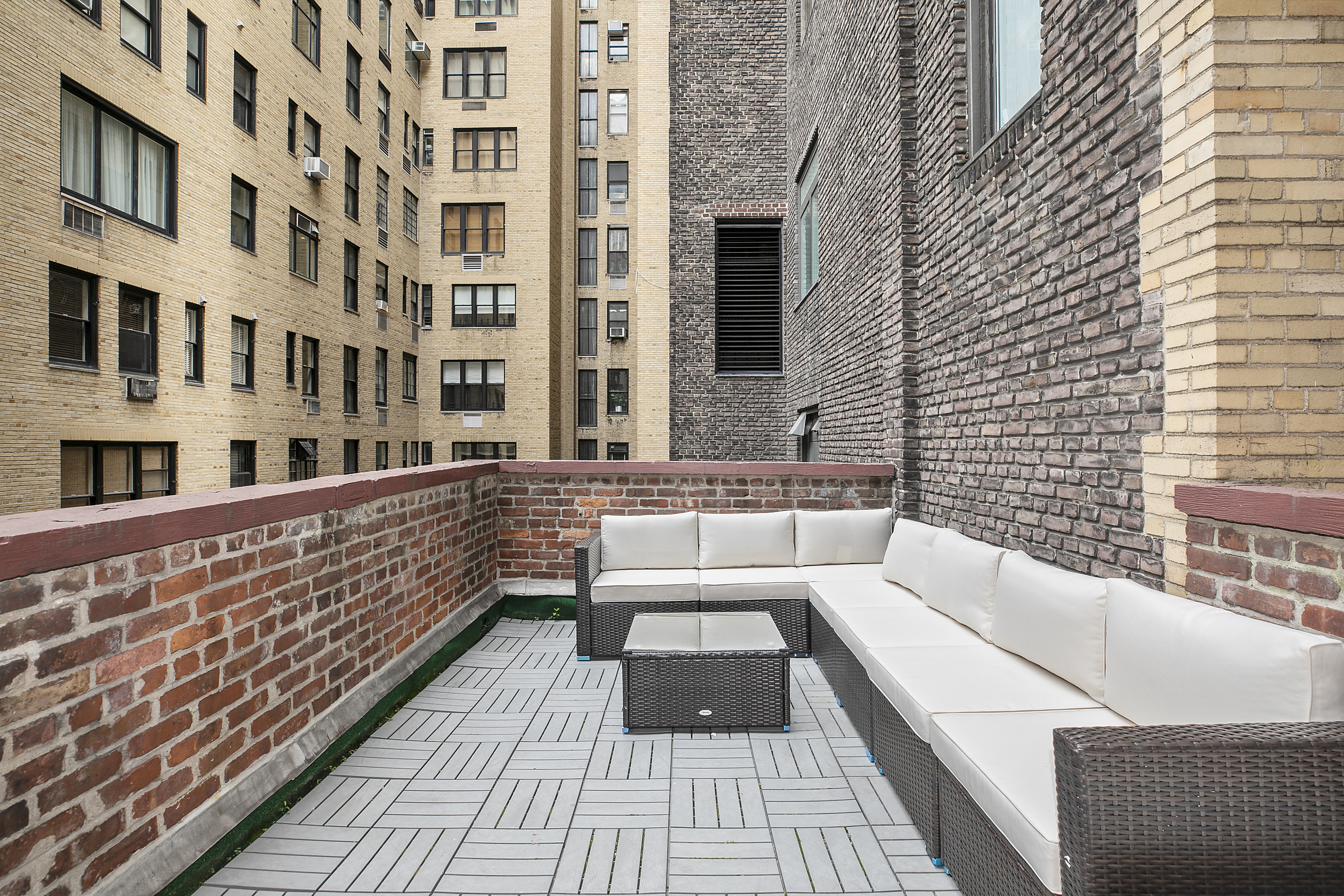 59 East 74th Street, Unit 8 Manhattan, NY 10021 - Photo 2 of 5