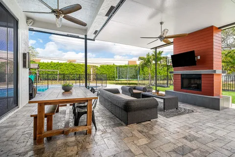 $920,000 | 4447 Northwest 82nd Avenue, Coral Springs, FL 33065
