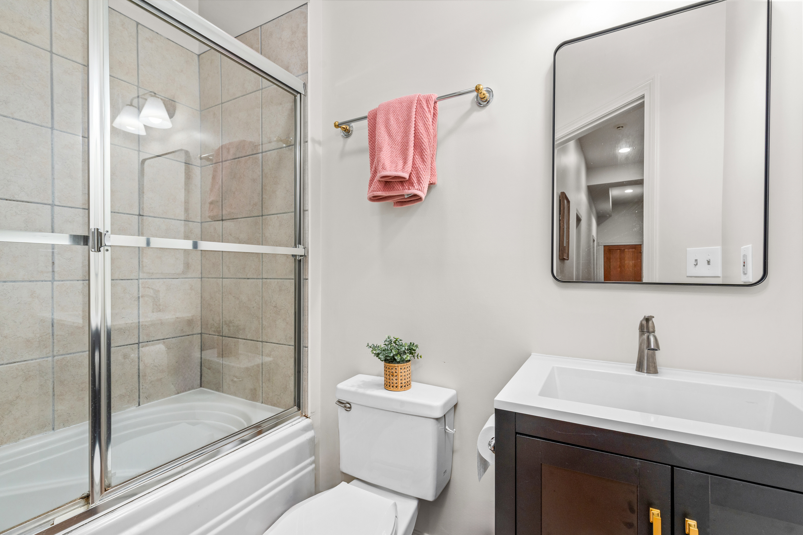 1307 R Street Northwest, Unit 2 Washington, DC 20009 - Photo 21 of 23 Gallery Image 21