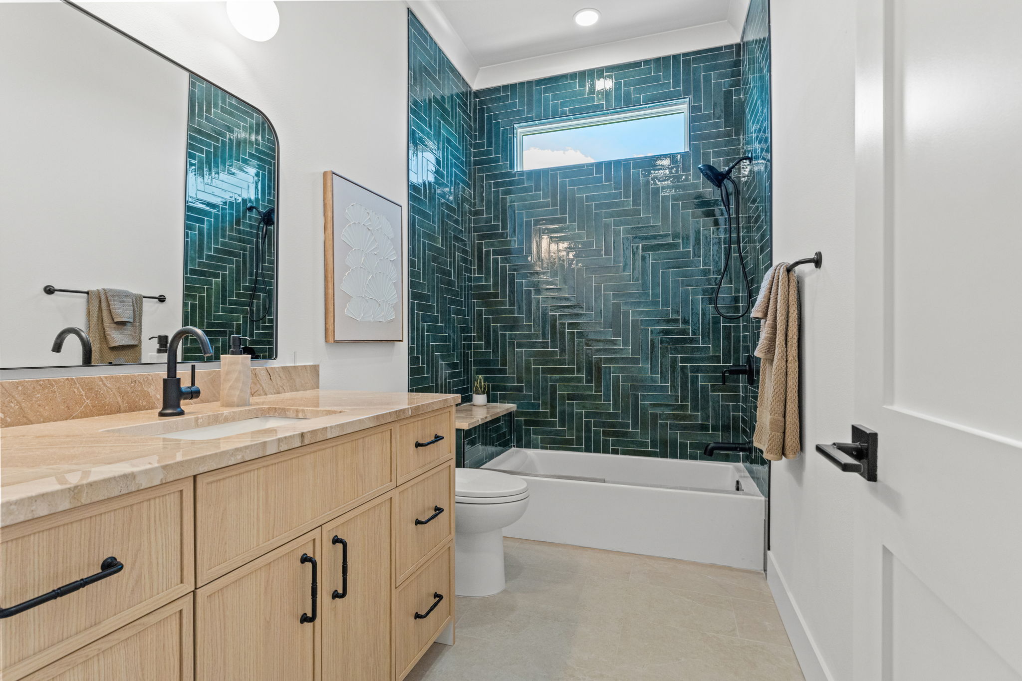 500 East Davis Boulevard Tampa, FL 33606 - Photo 26 of 36 a bathroom with a granite countertop sink toilet and shower