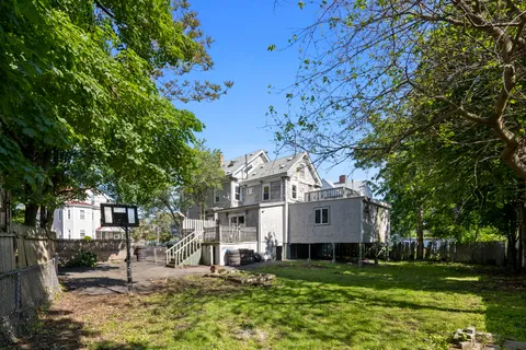 Contact Agent | 113 Park Street, Medford, MA 02155