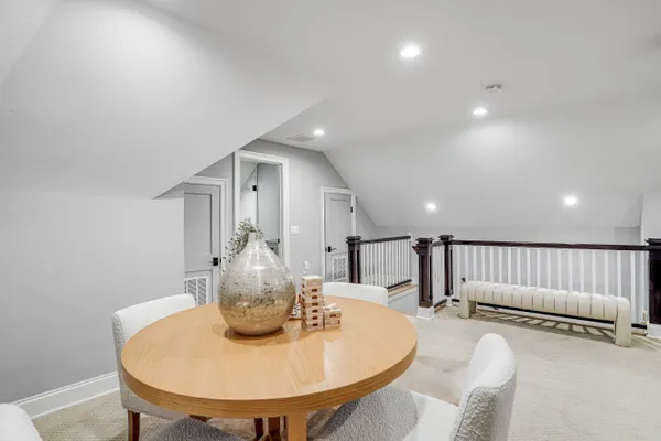 Contact Agent | 419 U Street Northwest, Washington, DC 20001