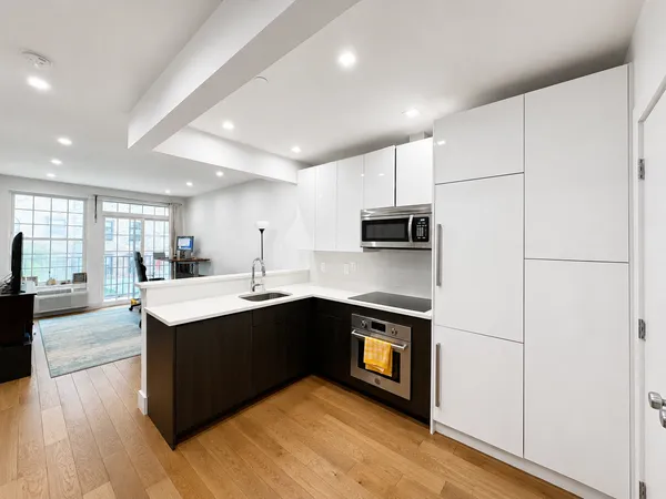 $3,750 | 399 Gates Avenue, Unit 4A | Bedford-Stuyvesant