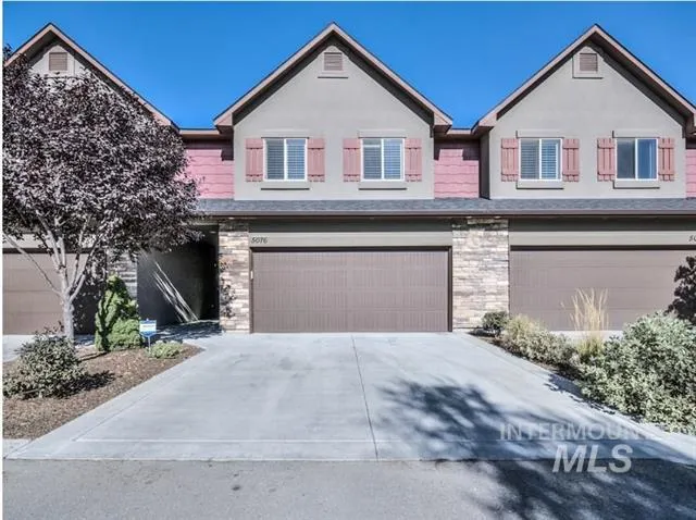 $425,000 | 5076 North Alworth Street, Garden City, ID 83714