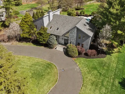 $1,795,000 | 5 Meadow Drive, Warren, NJ 07059