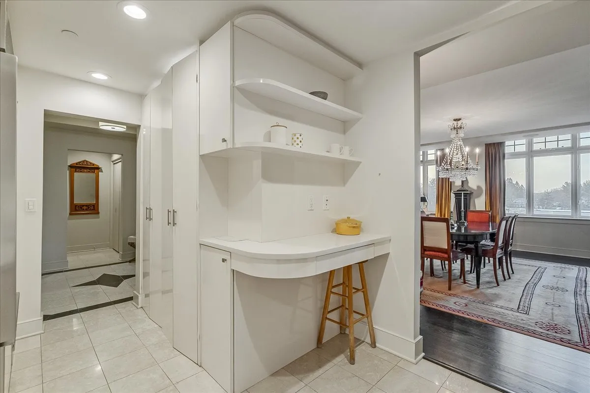 $694,000 | 616 South Orange Avenue, Unit Skyhouse 4, Maplewood, NJ 07040