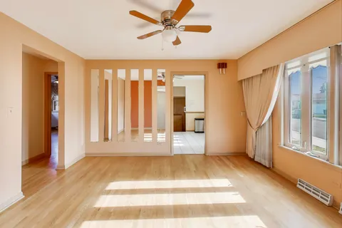 $499,900 | 8618 West Leland Avenue, Chicago, IL 60656