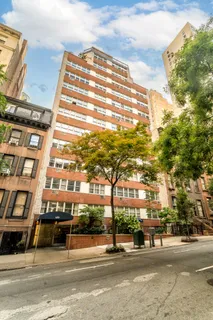 $475,000 | 150 East 37th Street, Unit 10F | Murray Hill