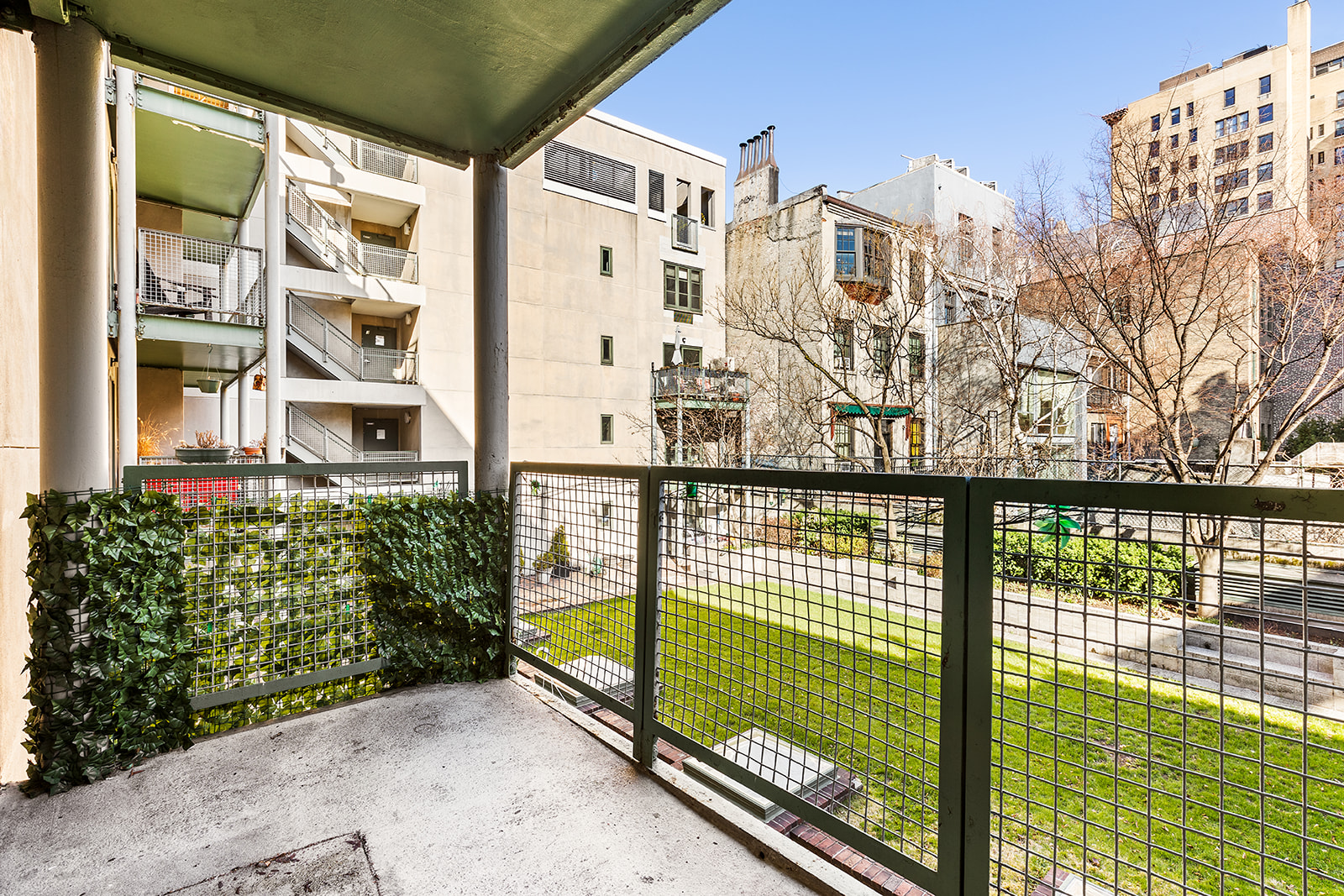 126 Waverly Place, Unit 2F Manhattan, NY 10011 - Photo 9 of 11 a view of a building from a balcony