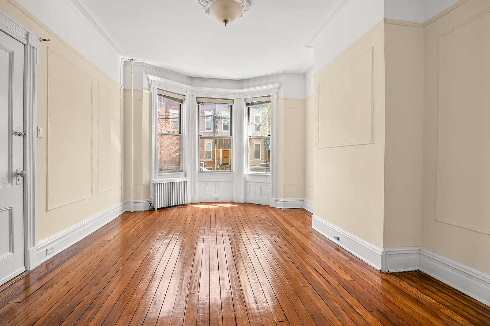 617 Morgan Avenue Brooklyn, NY 11222 - Photo 2 of 22