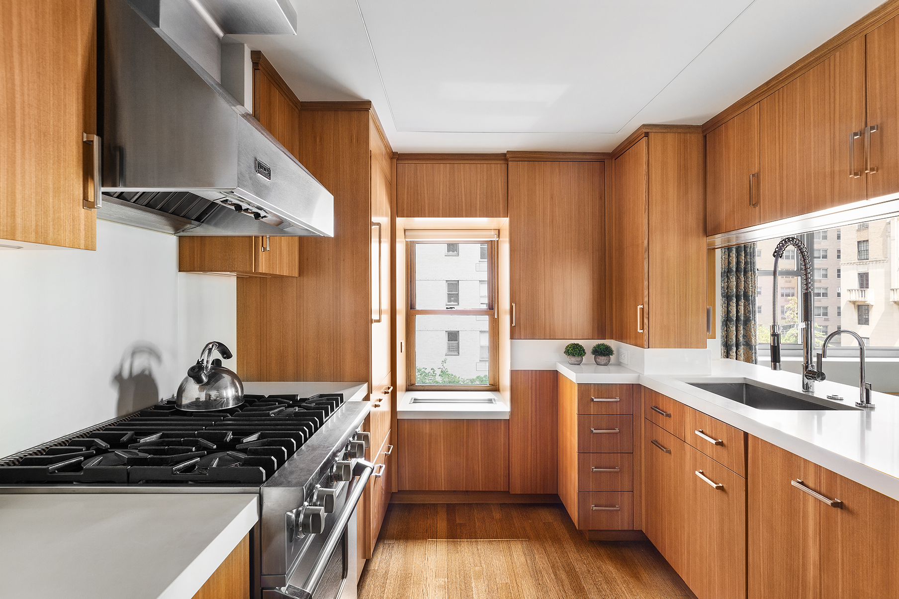 2 5th Avenue, Unit 4C Manhattan, NY 10011 - Photo 4 of 14