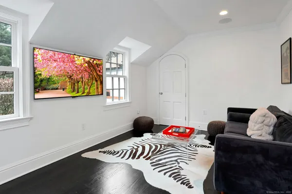 $30,000 | 75 Hanson Road, Darien, CT 06820