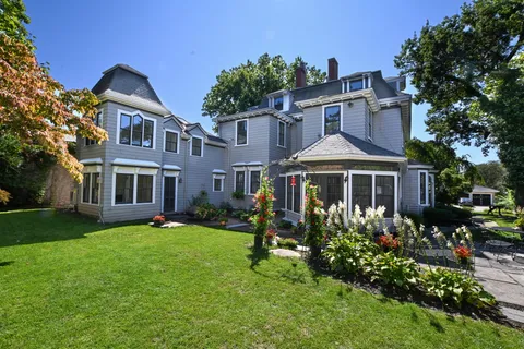 Contact Agent | 49 Hawthorn Street, New Bedford, MA 02740