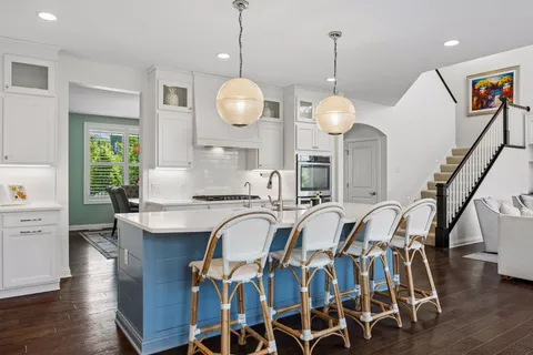 $1,400,000 | 5555 Garland Lane North, Plymouth, MN 55446