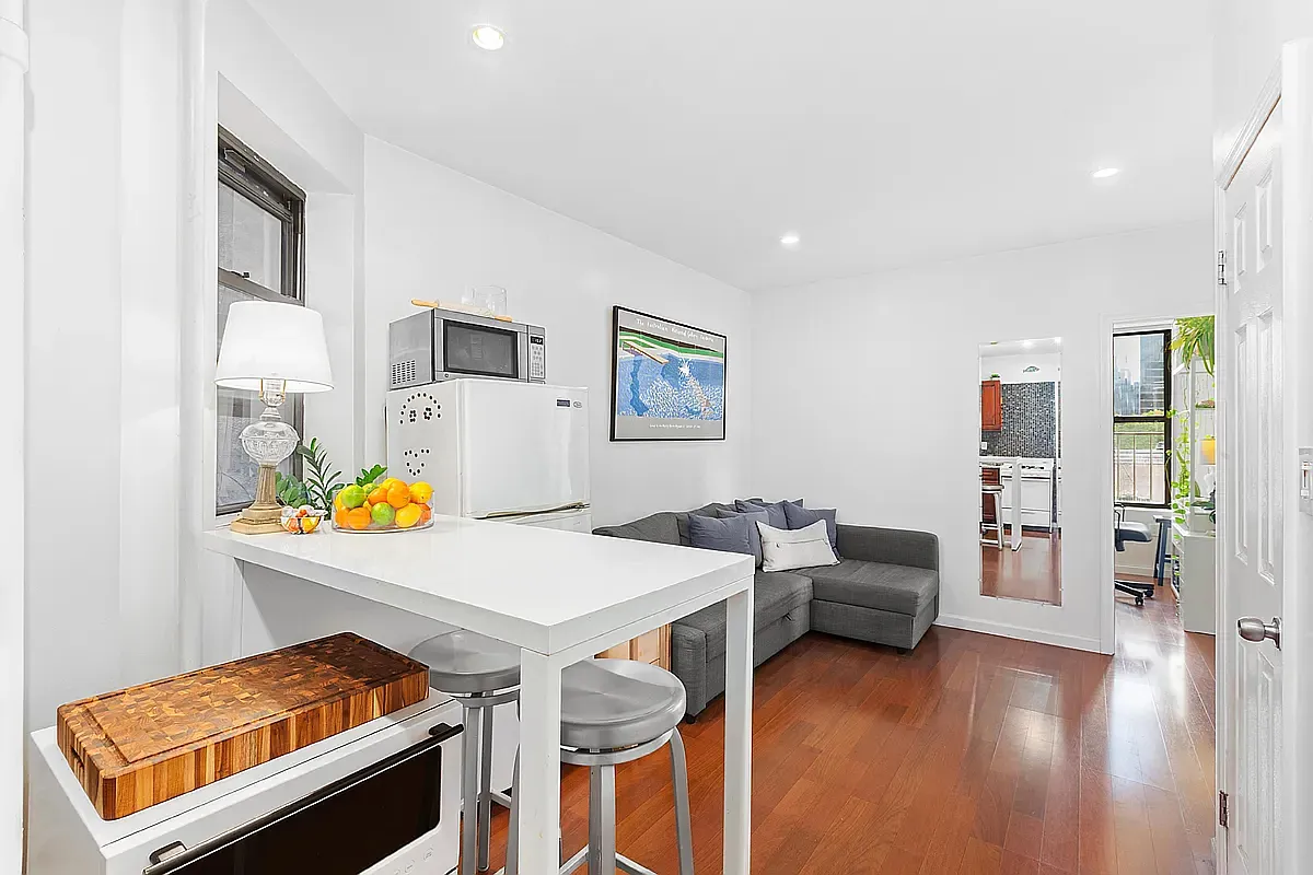117 Henry Street, Unit 16 Manhattan, NY 10002 - Photo 5 of 9