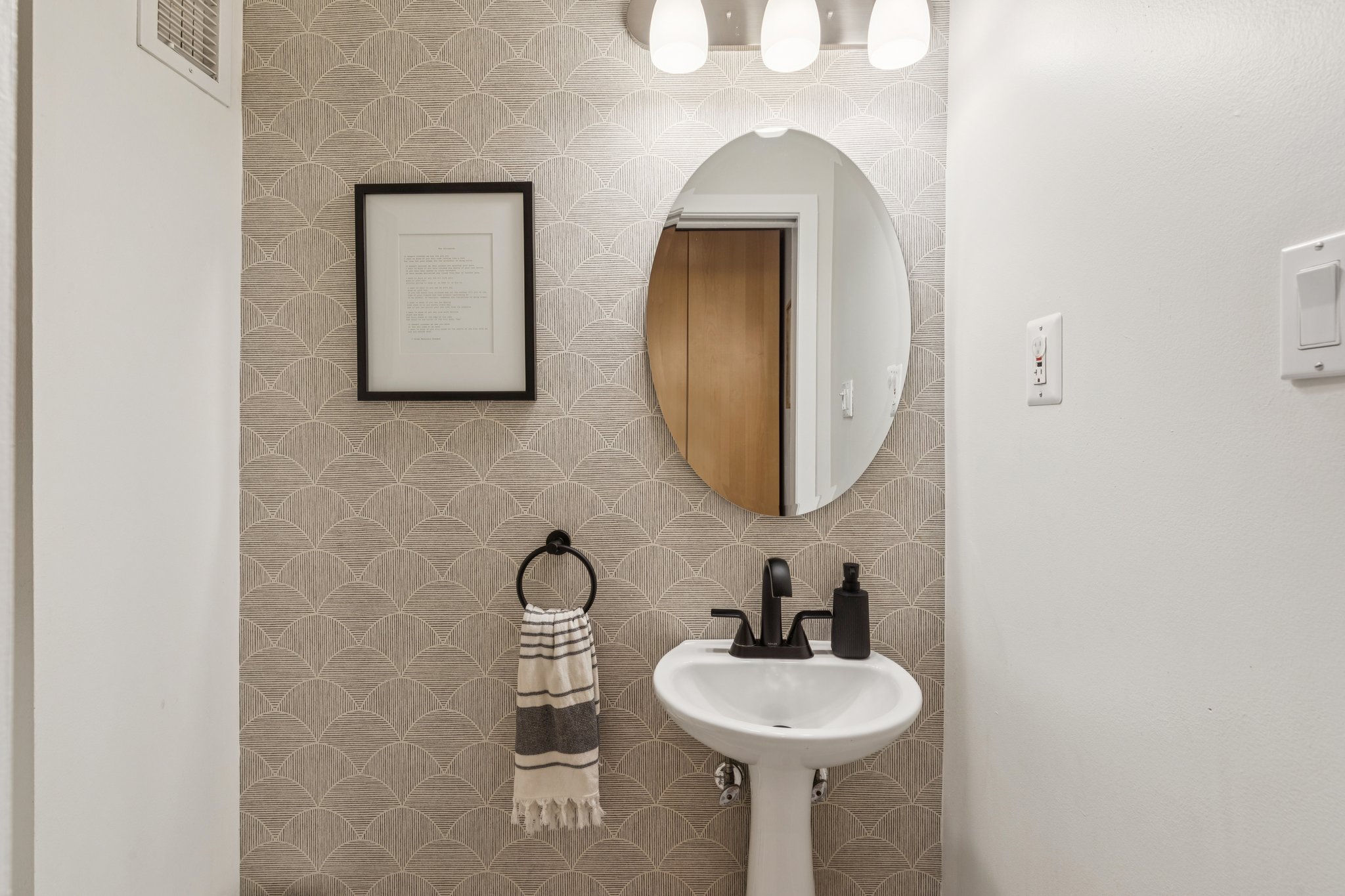 1022 Addison Street Philadelphia, PA 19147 - Photo 4 of 27