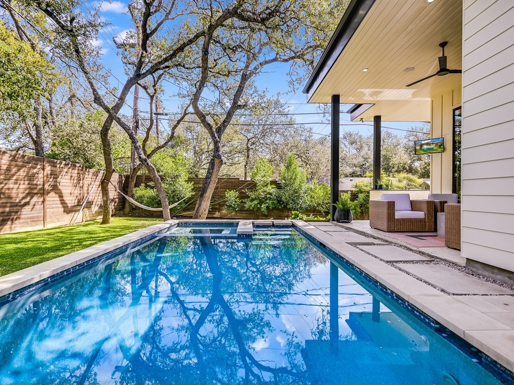 4102 Deepwoods Drive Austin, TX 78731 - Photo 26 of 29