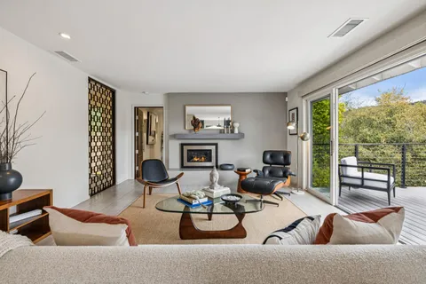 Contact Agent | 17140 Keaton Avenue, Sonoma, CA 95476