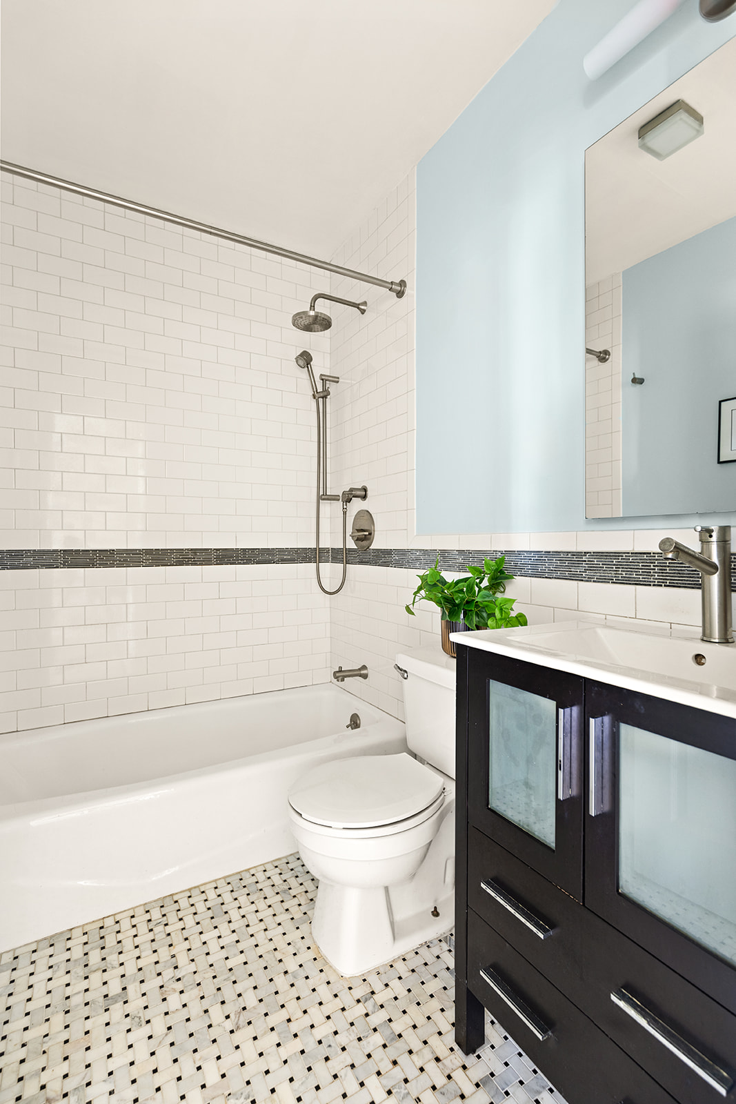 418 17th Street, Unit 2B Brooklyn, NY 11215 - Photo 7 of 8