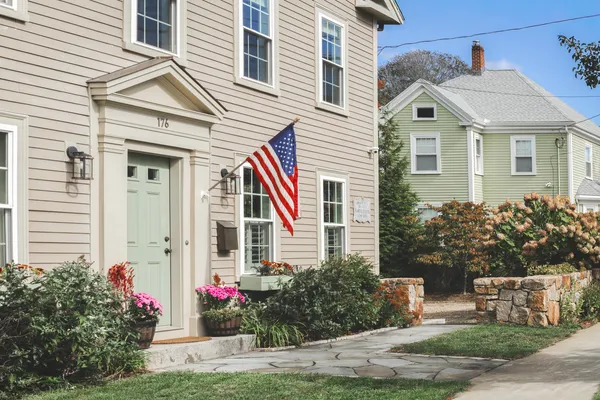 $1,549,000 | 176 Hale Street, Beverly, MA 01915