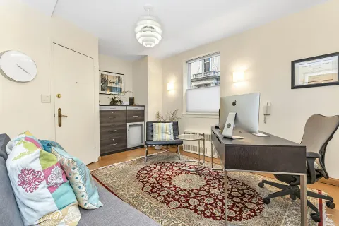 $525,000 | 936 5th Avenue, Unit MOC2 | Lenox Hill
