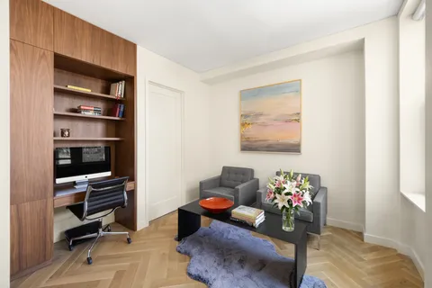 $2,875,000 | 219 West 81st Street, Unit 11G | Upper West Side