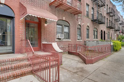 $1,300,000 | 555 80th Street | Bay Ridge