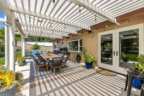 $985,000 | Rancho Adobe Road, Valencia, CA 91355