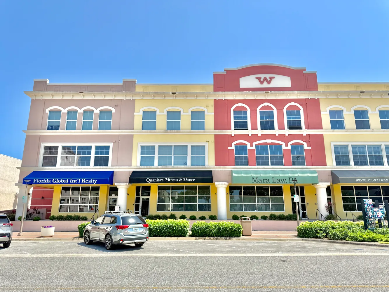 $260,000 | 208 Wall Street, Unit 200, Daytona Beach, FL 32114
