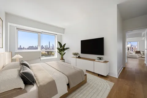 $1,675,000 | 440 Kent Avenue, Unit 17A | Williamsburg