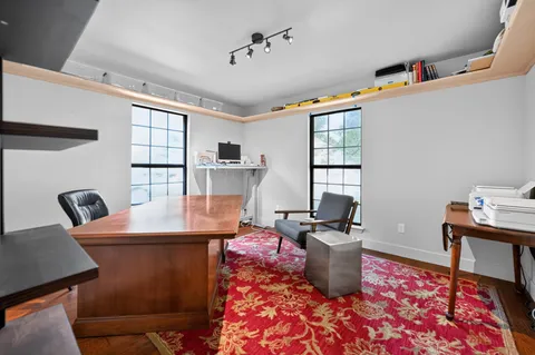 $1,590,000 | 1903 Holly Hill Drive, Austin, TX 78746