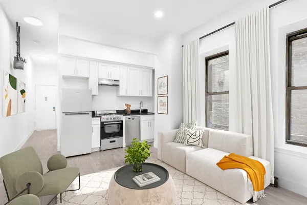 $4,350 | 214 East 82nd Street, Unit 6 | Upper East Side