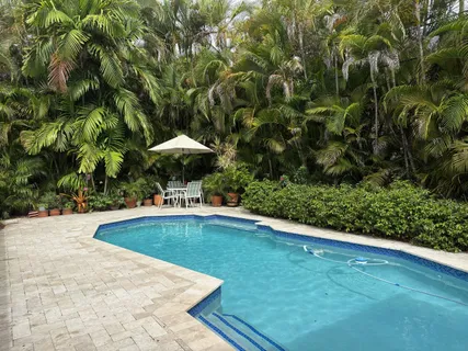 $2,390,000 | 515 Daroco Avenue, Coral Gables, FL 33146