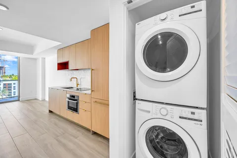 $899,900 | 90 Northeast 32nd Street, Unit 1103, Miami, FL 33127