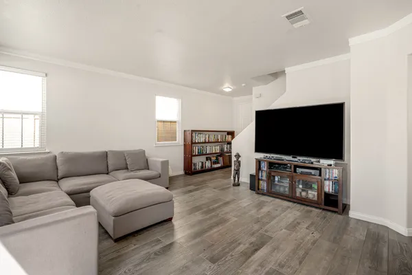 $925,000 | 146 Adelia Way, Oceanside, CA 92057