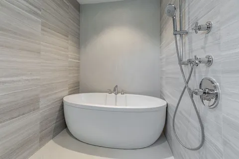 $2,695,000 | 140 Shawmut Avenue, Unit 7A, Boston, MA 02118