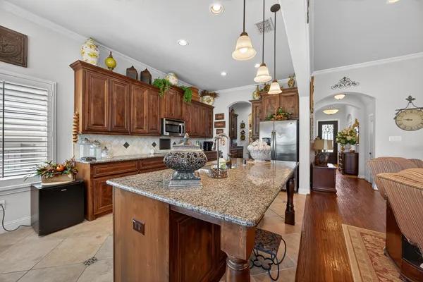 $540,000 | 1108 Burkburnett Drive, Weatherford, TX 76087