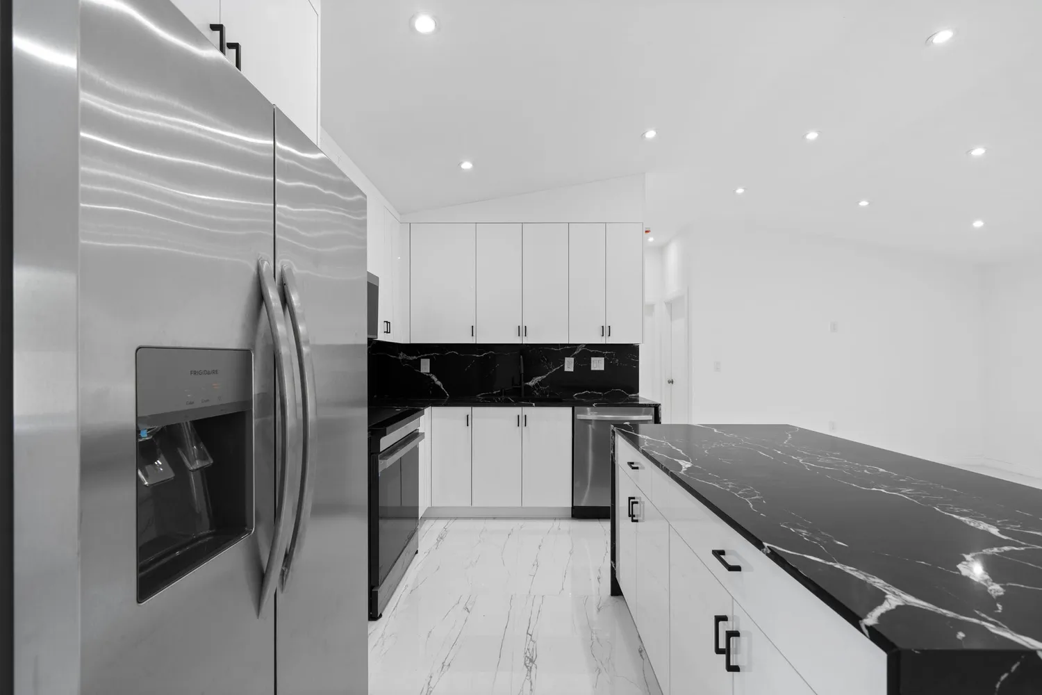 $599,900 | 823 Southwest 27th Street, Fort Lauderdale, FL 33315