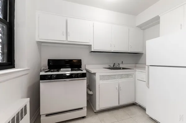 $379,000 | 22-60 79th Street, Unit 3E | Astoria
