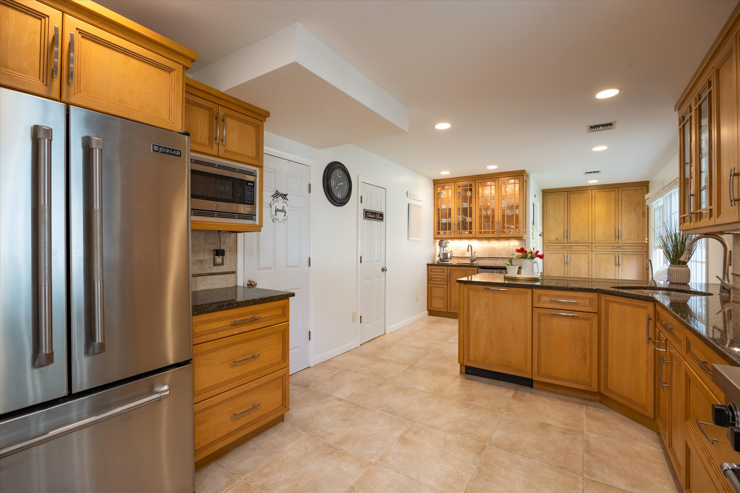 22 Deerfield Road Short Hills, NJ 07078 - Photo 12 of 31